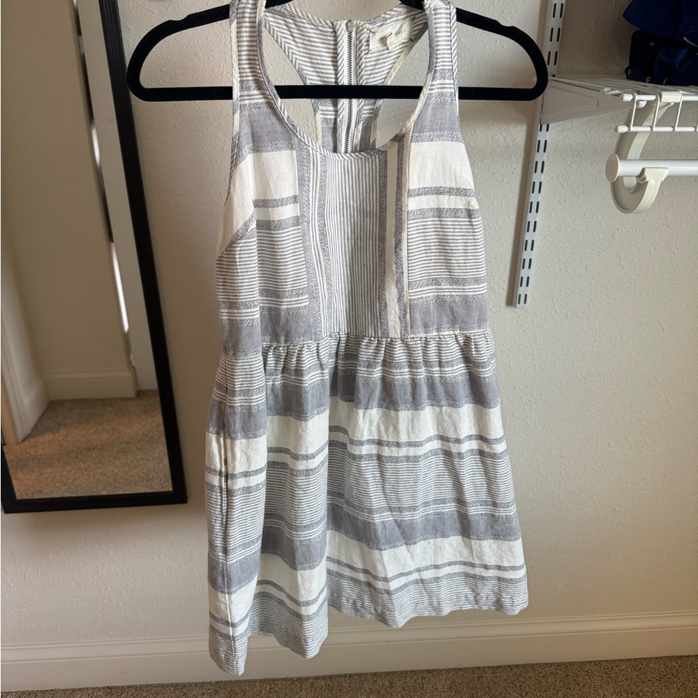 Lou & Grey Women’s Striped Gray and White Dress